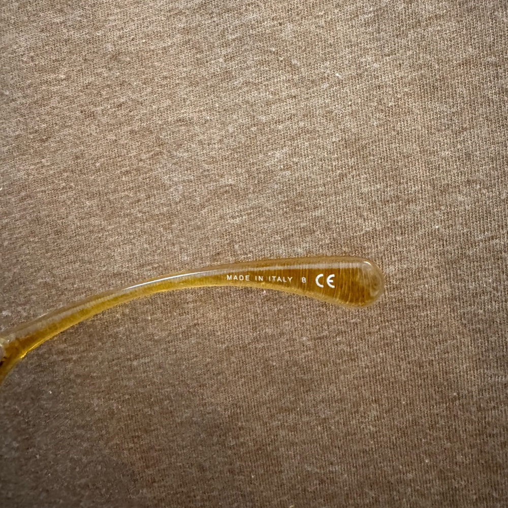 Chic Chanel Yellow Sunglasses - Designer Logo - Picture 6 of 6